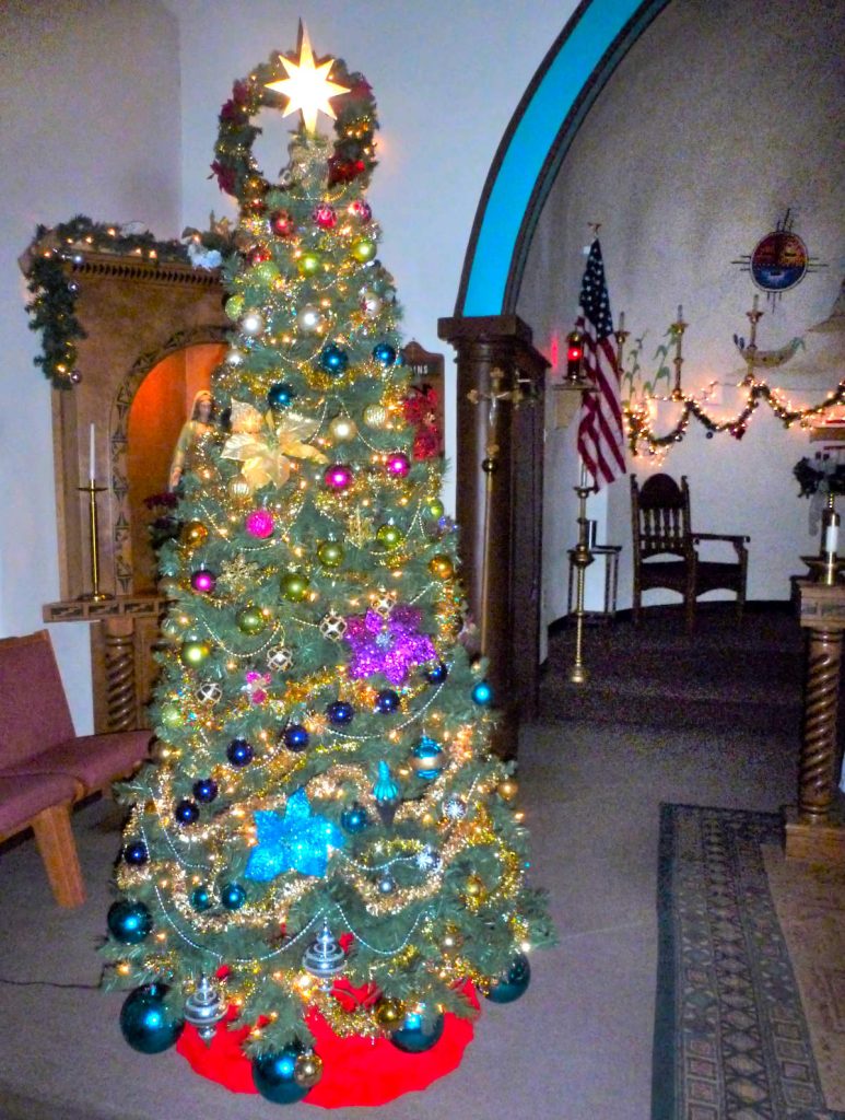 Zuni St Anthony Christmas Tree 2021