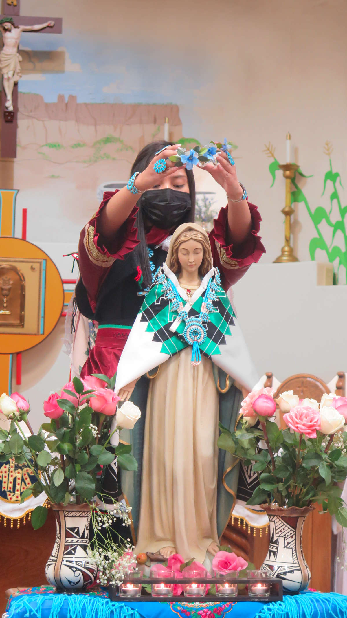 Zuni St Anthony School Crowning