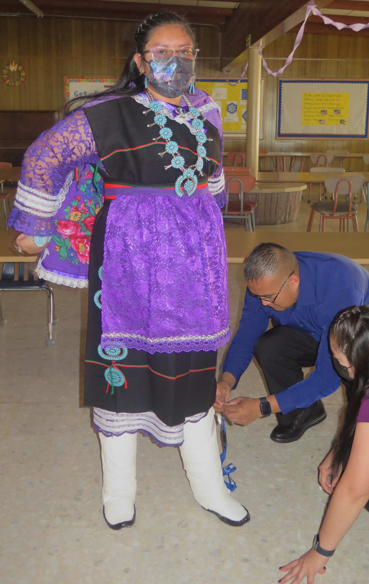 Traditional Zuni Dress - Fixing Leggings