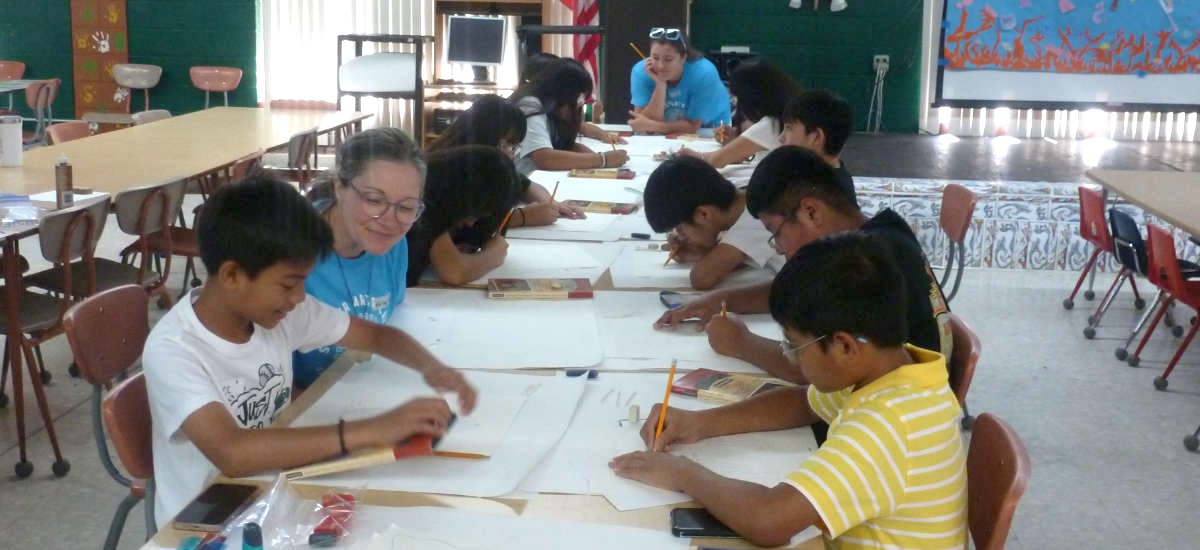 Zuni St Anthony School - Art Class